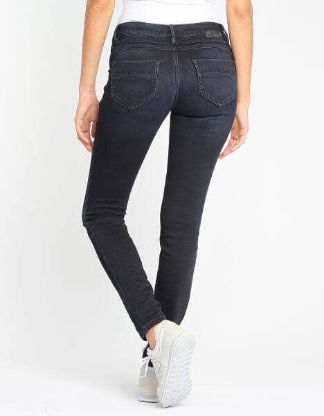Exclusive Women\'s Skinny | Perfect GANG Jeans | Fit